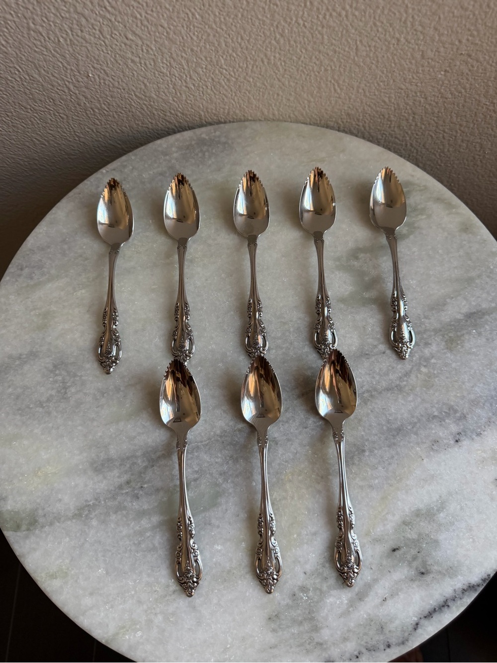 Oneida Stainless Steel Fruit Spoons - Silver (Set of 8)